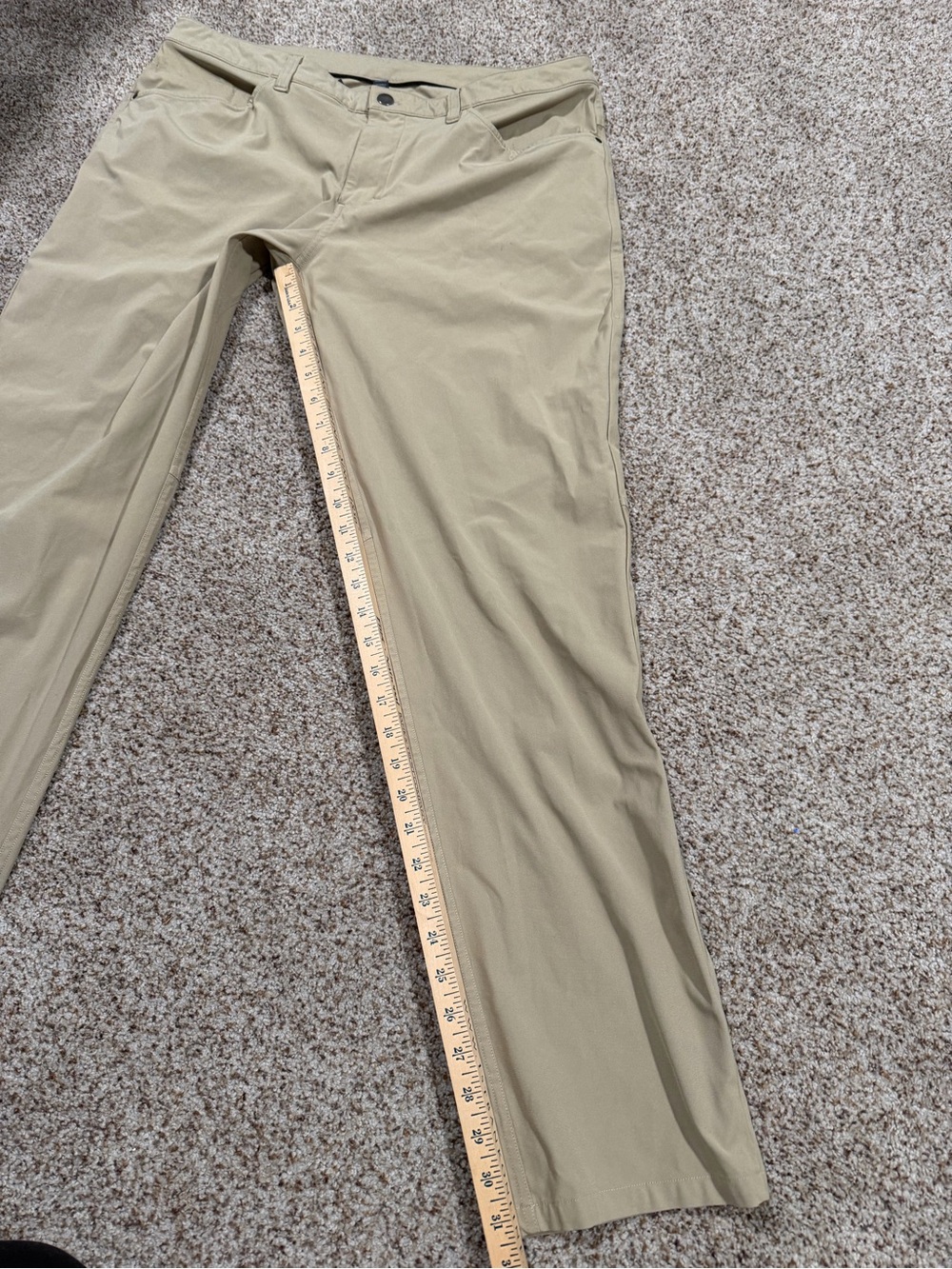 Lululemon Men’s ABC Classic-Fit 5 Pocket - Picture 15 of 15